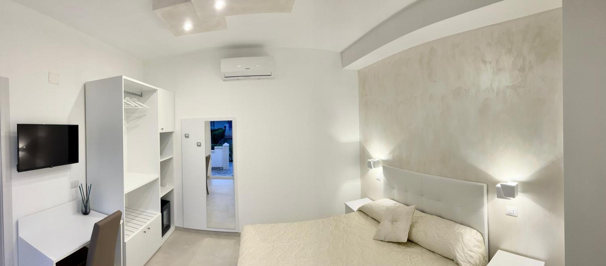 Gemini Luxury Rooms เปสคีชี ภายนอก รูปภาพ
